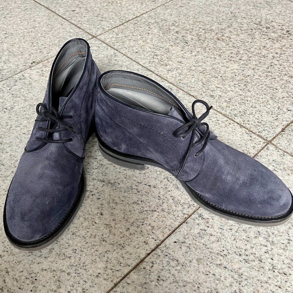 Mens  Designer Santoni Blue Suede Ankle Boots Shoes  Size 9. Excellent Condition